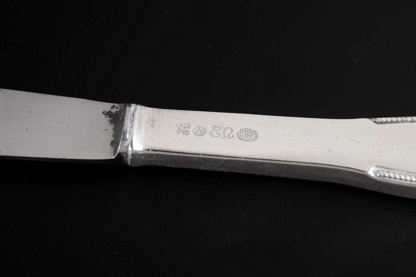 Evald Nielsen. Ensemble de six couteaux à fruits en argent et acier inoxydable, années 1930 photo Décoration