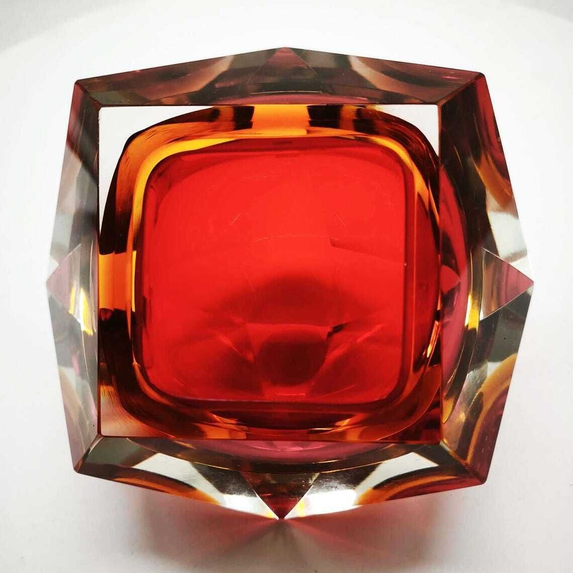 Asbak of schaaltje in Murano-glas, ca. jaren 1960, door Flavio Poli voor Seguso. 14 cm / 5,51 inch photo vinterior