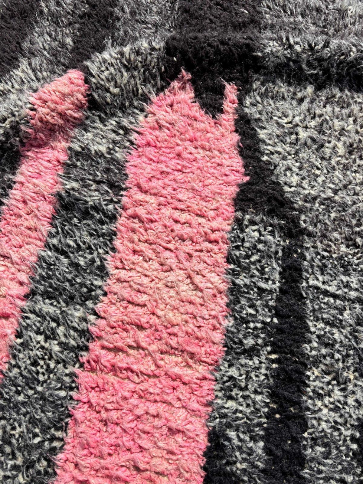 Modern Moroccan Berber Rug 200x300 Cm – Handmade Pink Wool Rug | Colorful Beni Ouarain Luxury Rug | Boho Chic Rug photo buy