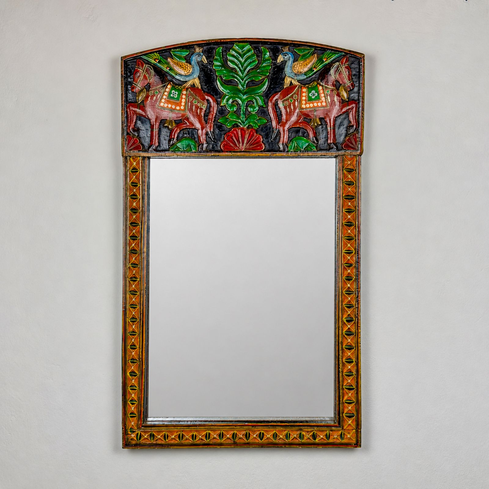 Vintage houten wandspiegel, India, midden 20e eeuw photo Woonaccessoires