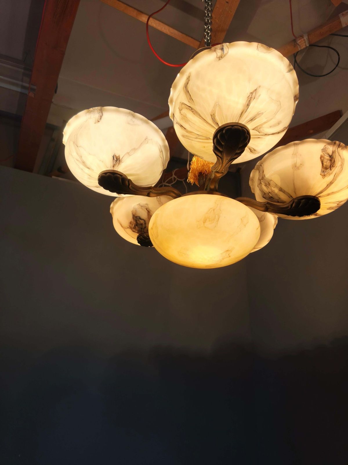 Lustre Art déco en laiton et verre opalin, Tchécoslovaquie, années 1940 photo buy