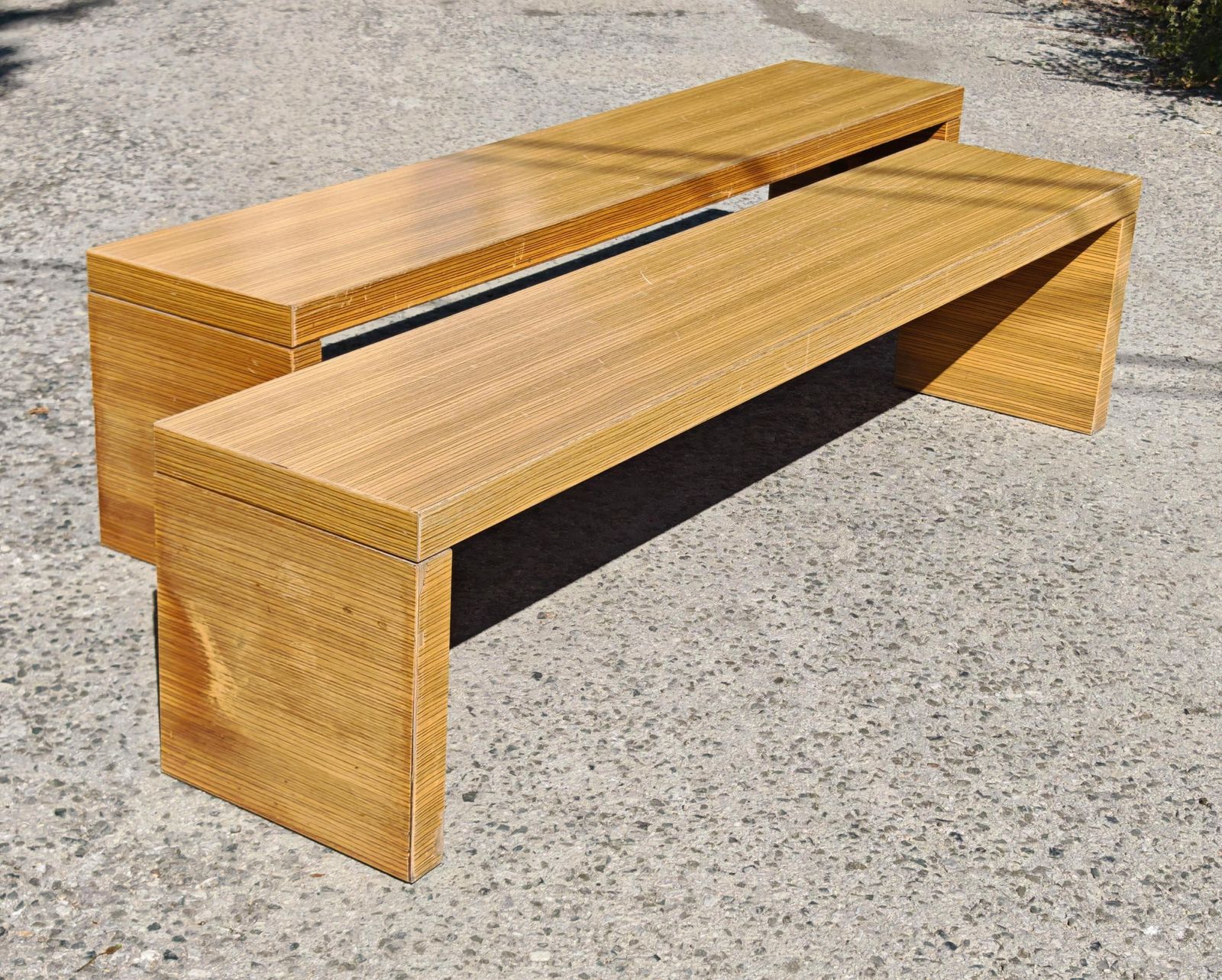 Minimalistische Mid-Century Banken in Zebrano Fineer, Toegeschreven aan Maxalto, Italië jaren 1970 photo furniture