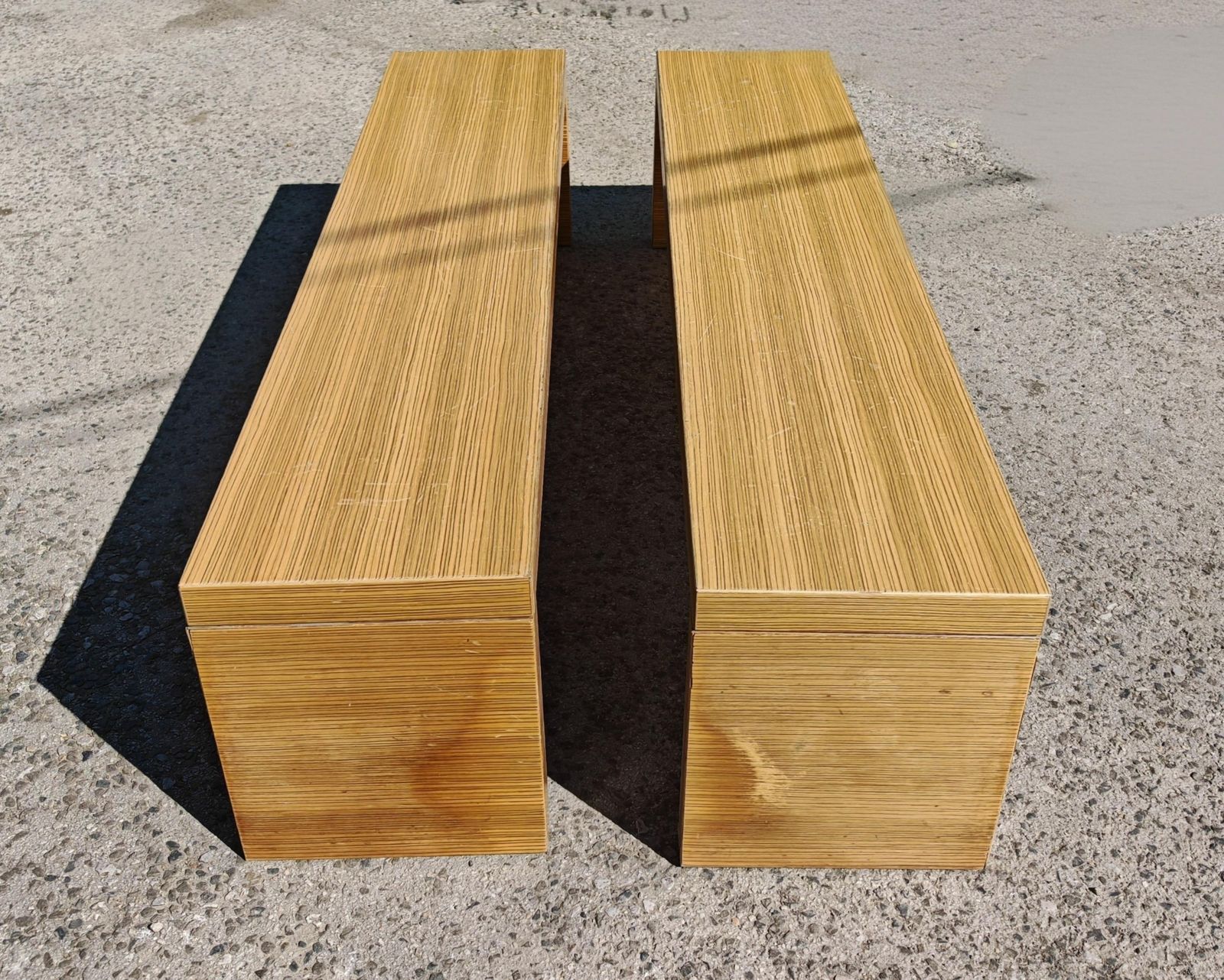 Minimalistische Mid-Century Banken in Zebrano Fineer, Toegeschreven aan Maxalto, Italië jaren 1970 photo Meubels