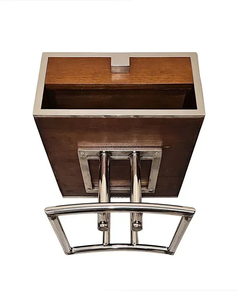 Fraai paar mid-century design bijzettafels of nachtkastjes in walnoot en chroom photo buy