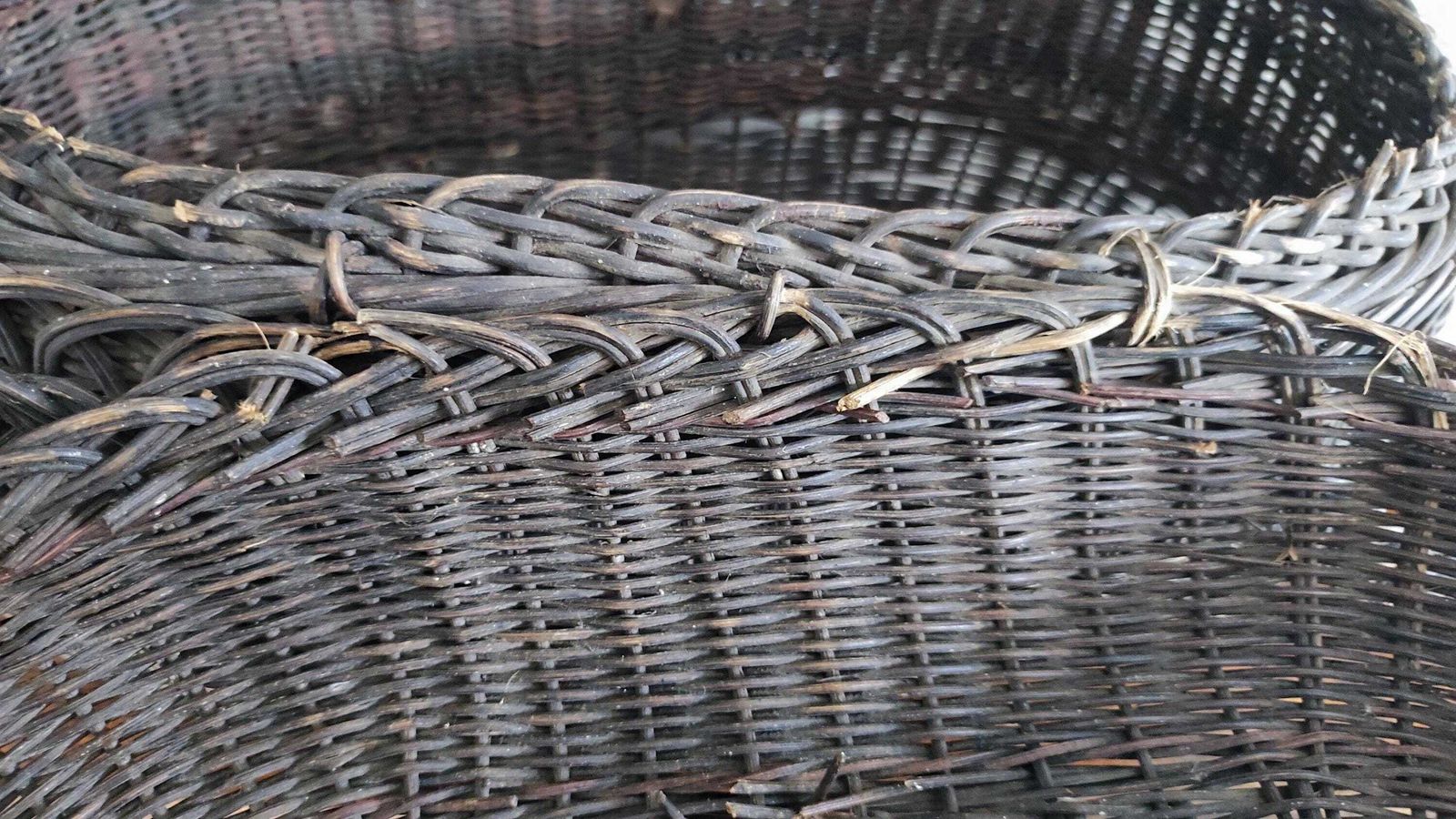 Home Decor Antique French Woven Farm Basket Wicker Sewing Basket With Lid photo