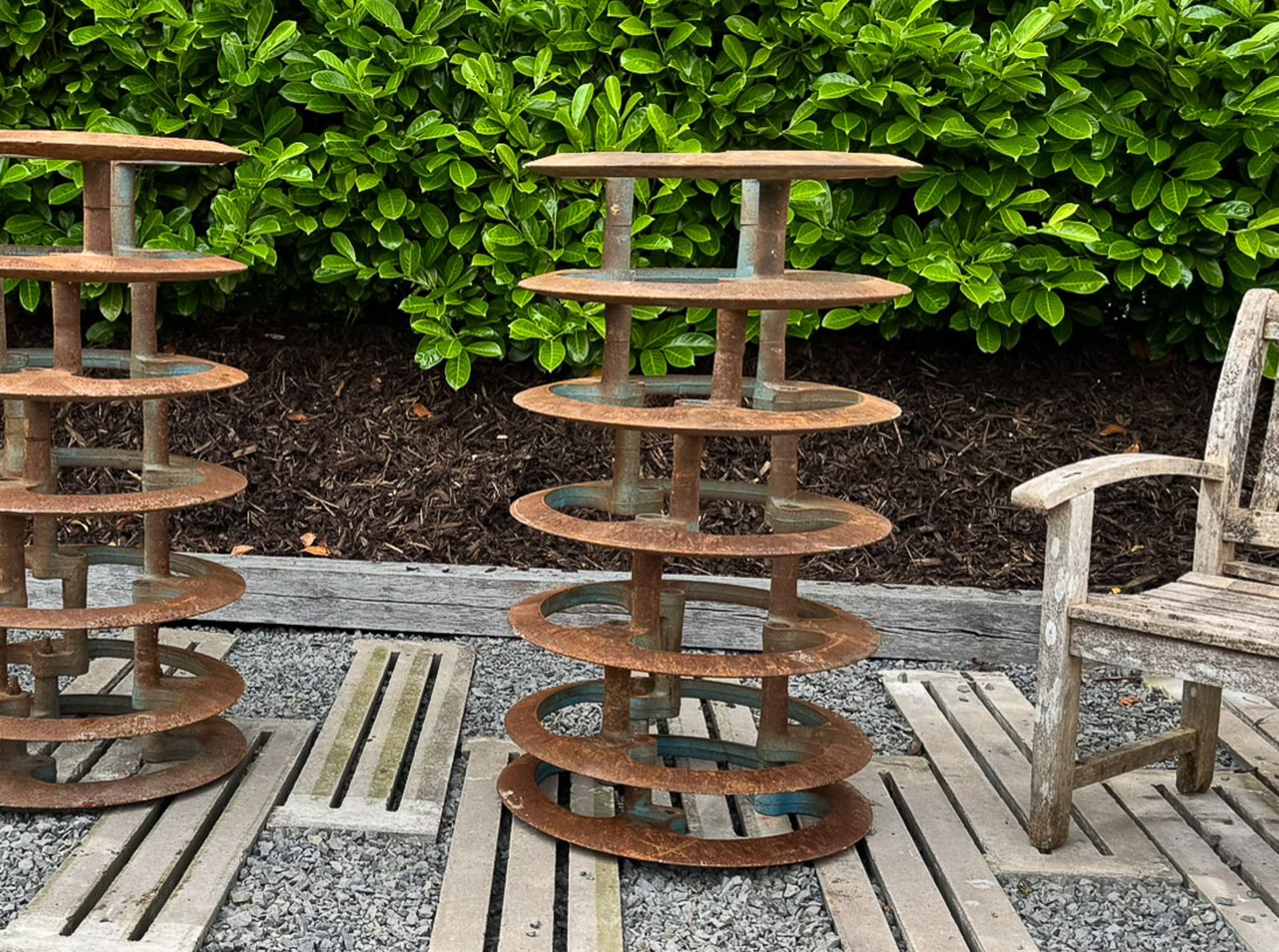 photo furniture Pair Of Large Scale Reclaimed Cast Iron Garden Ornaments Planters Or Water Feature Elements