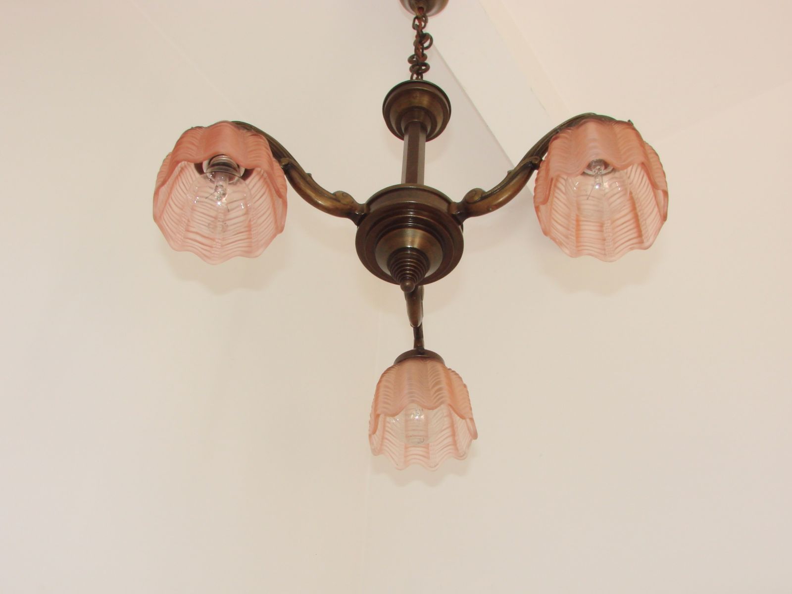 photo for sale Art Deco bronzen kroonluchter, jaren 1920.