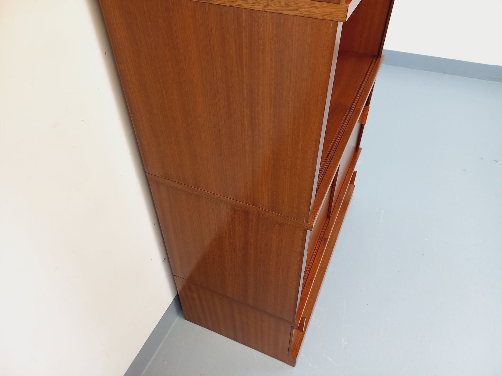 photo for sale Mahonie opbergkast met boekenkast