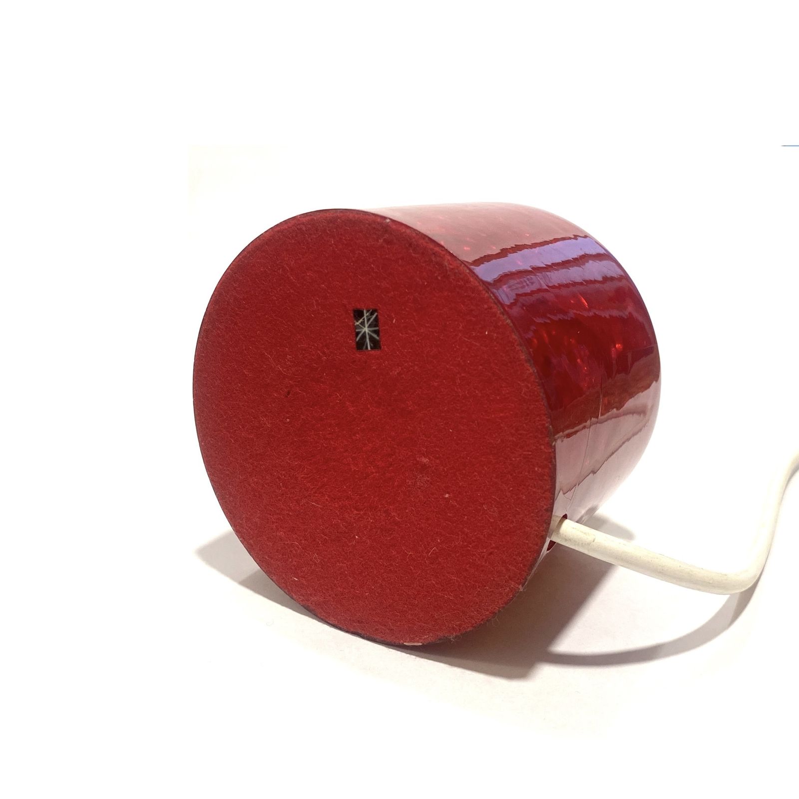 Shattaline tafellamp in rood met grote gedraaide glasvezellampenkap photo for sale