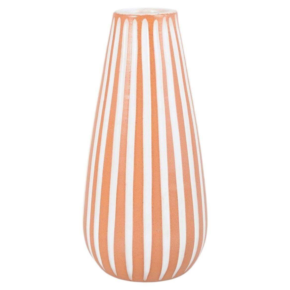 Vase balustre élancé Ingrid Atterberg pour Upsala Ekeby, à rayures.