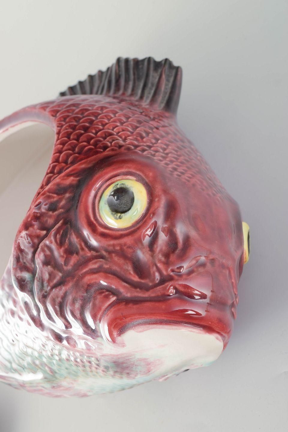 Soupière humoristique en forme de poisson avec couvercle et louche, Portugal, milieu du XXe siècle photo Décoration