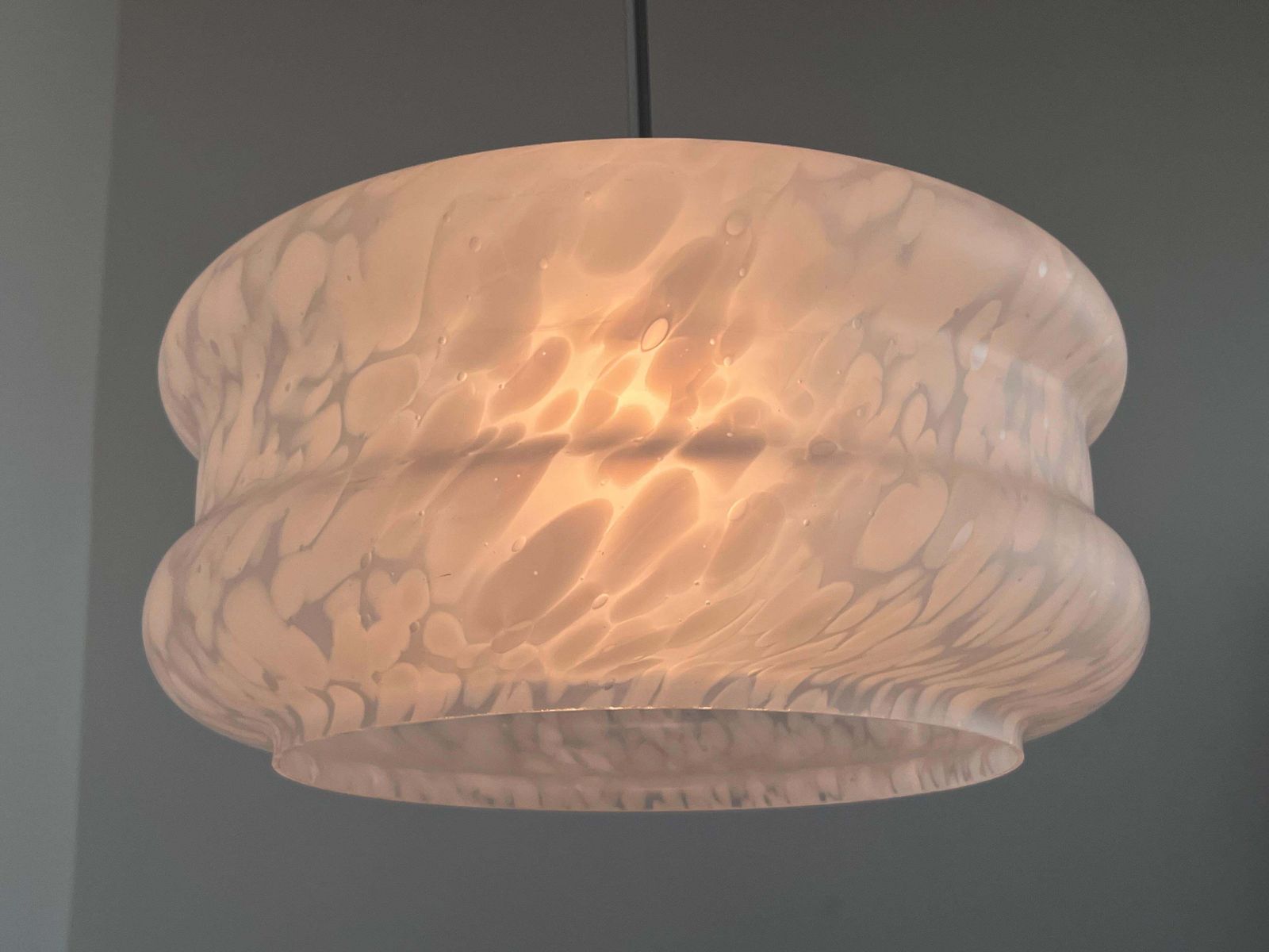 Design Glazen Hanglamp in Wit Kunstglas van Karel Volf, Tsjecho-Slowakije, jaren 1970 photo for sale