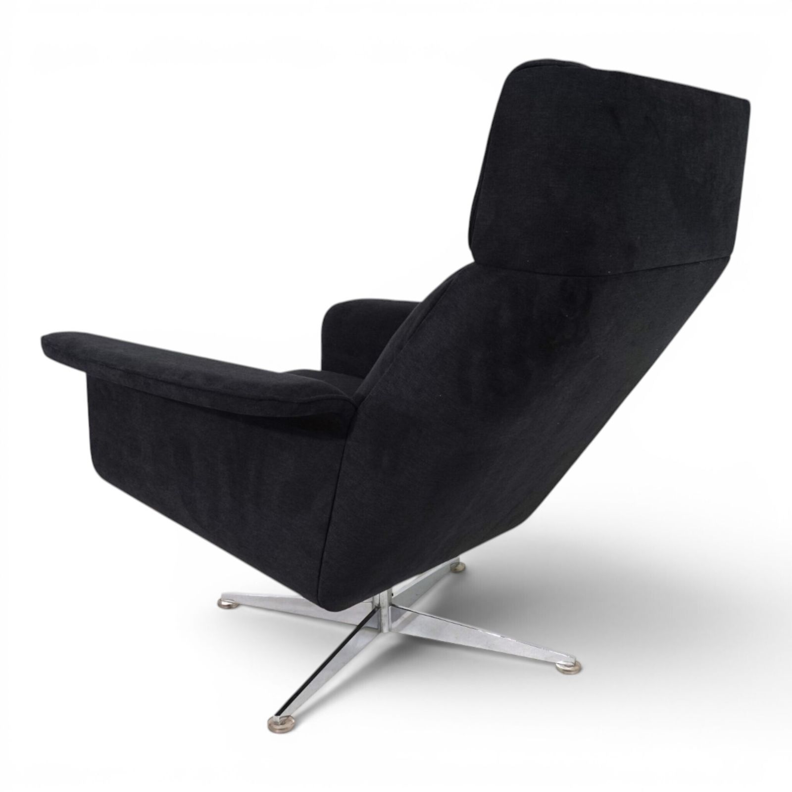 Kaufeld Siesta 62 Lounge Chair door Jacques Brule, 1960 photo furniture