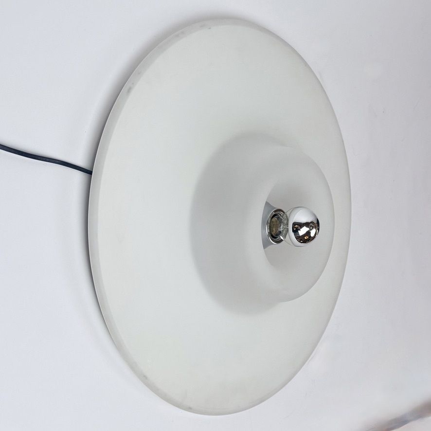 Late 20th Century White Space Age Murano Sconce By Pierre Cardin For Venini photo Lighting