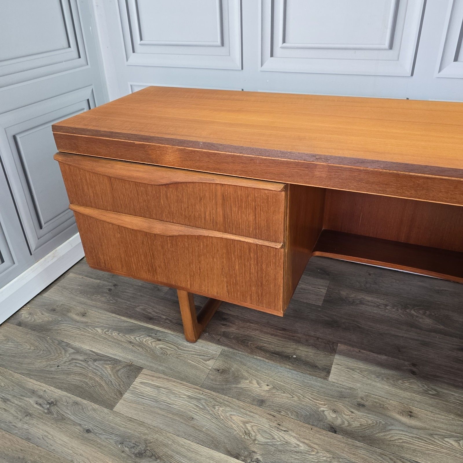 Furniture Mid Century Writing Desk Teak Scandinavian Style Dressing Table Vintage Retro photo
