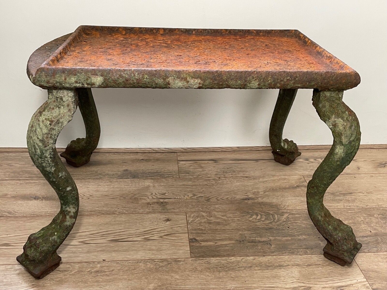 Zwaar 19e eeuws Frans Grand Tour gietijzeren sokkel voor tuin of beeldhouwwerk photo furniture