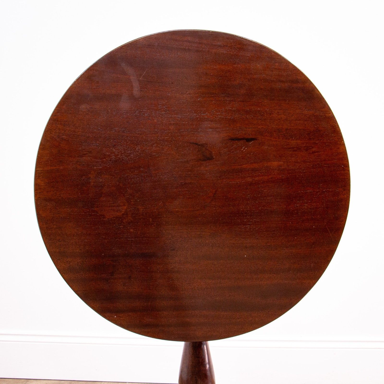 Georgian Mahogany Tilt Top Table With Birdcage Mechanism photo for sale