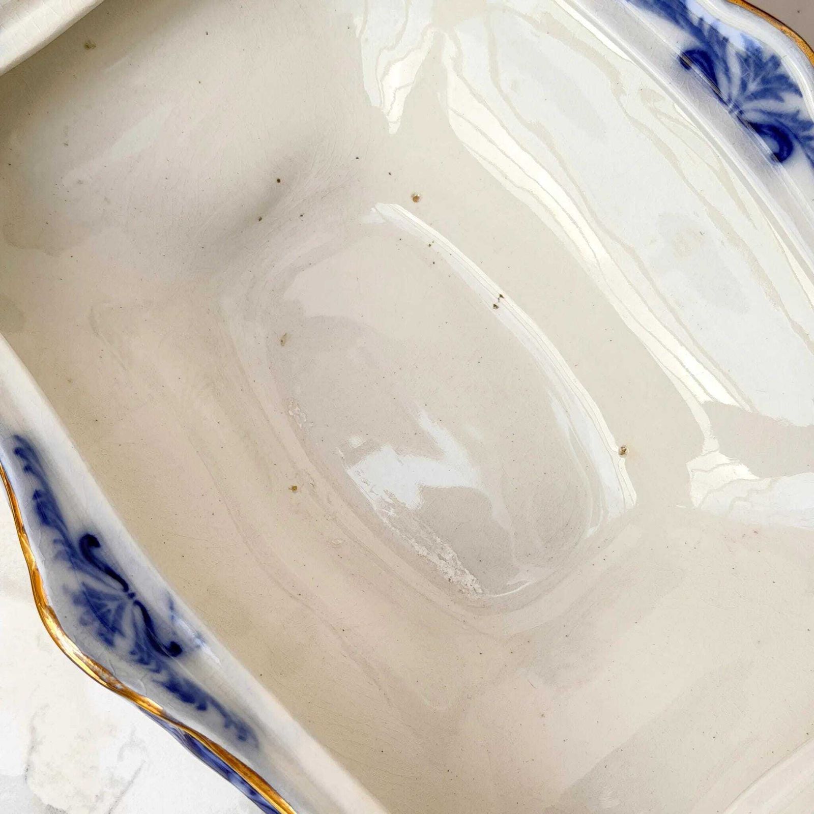 photo buy Antieke Burleigh blauw-wit terrine, Art Nouveau met vergulde details, 1903