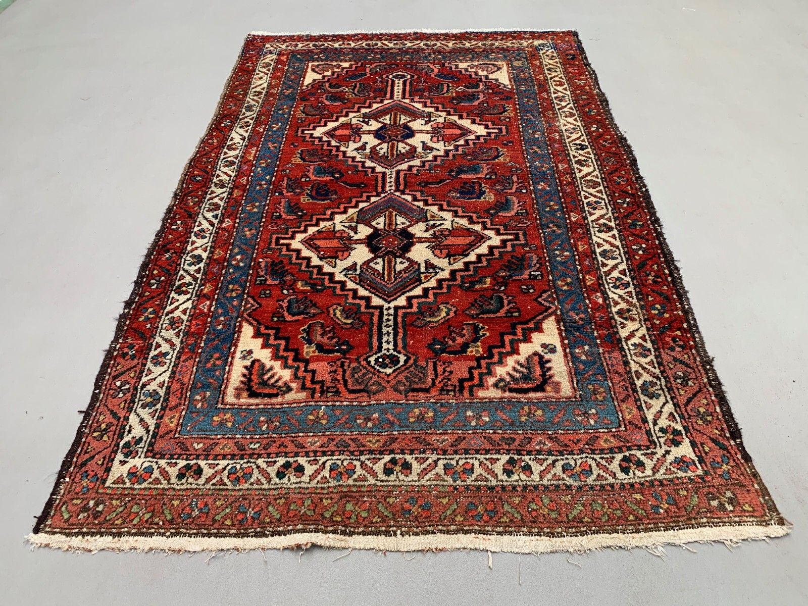Vintage Traditional Tribal Rug Wool Oriental Handmade Rug 189x121 Cm photo for sale