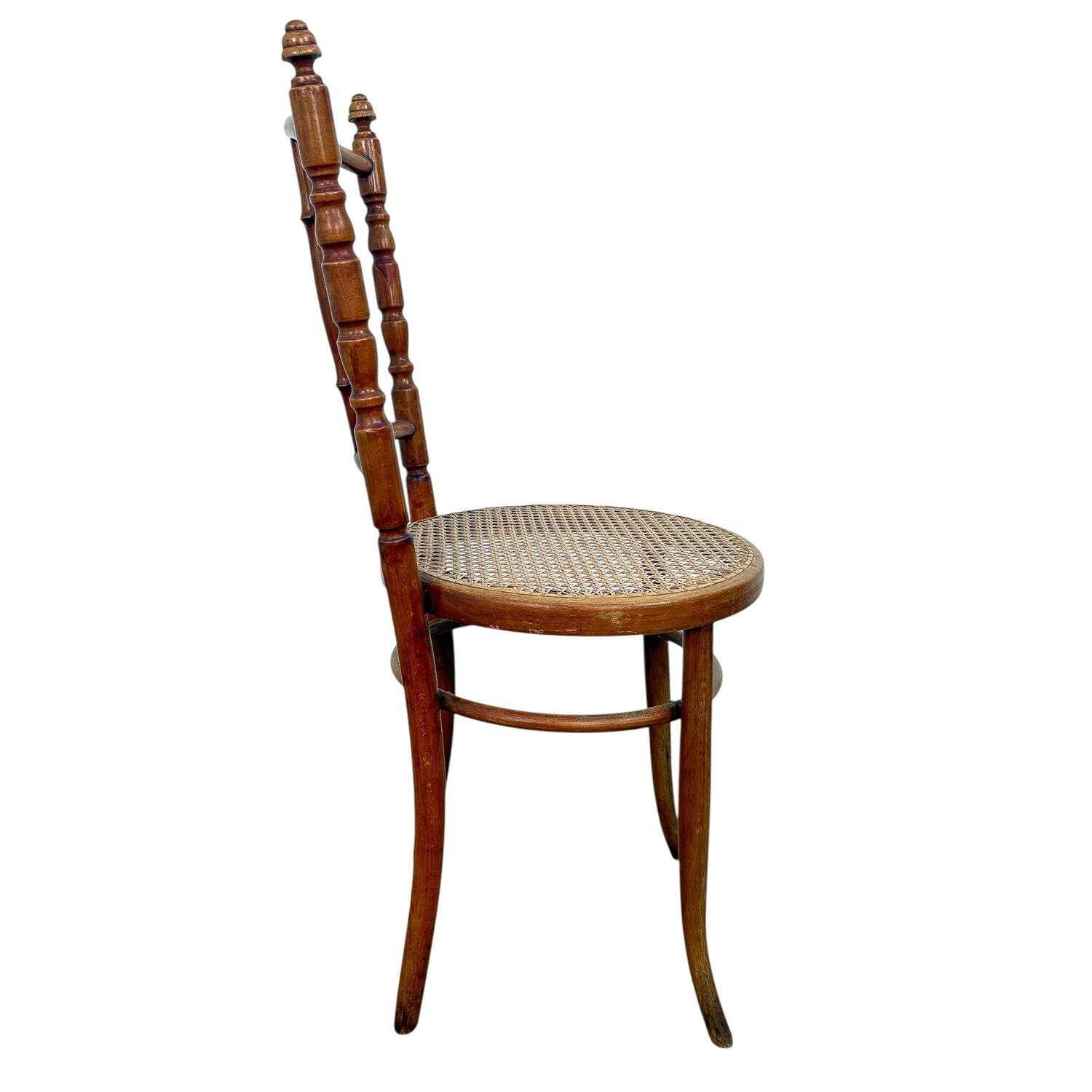 Set van vier antieke gebogen houten caféstoel Thonet photo for sale