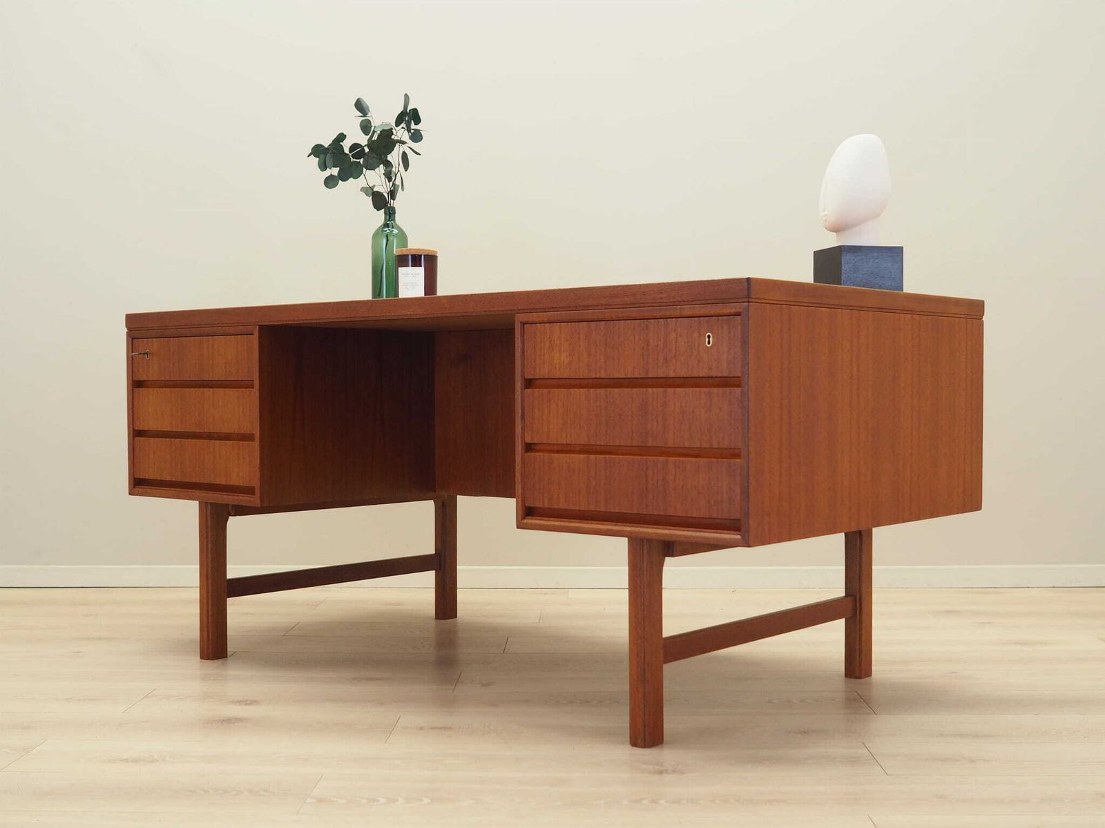 Teak Desk, Danish Design, 1970s, Production: Denmark photo for sale