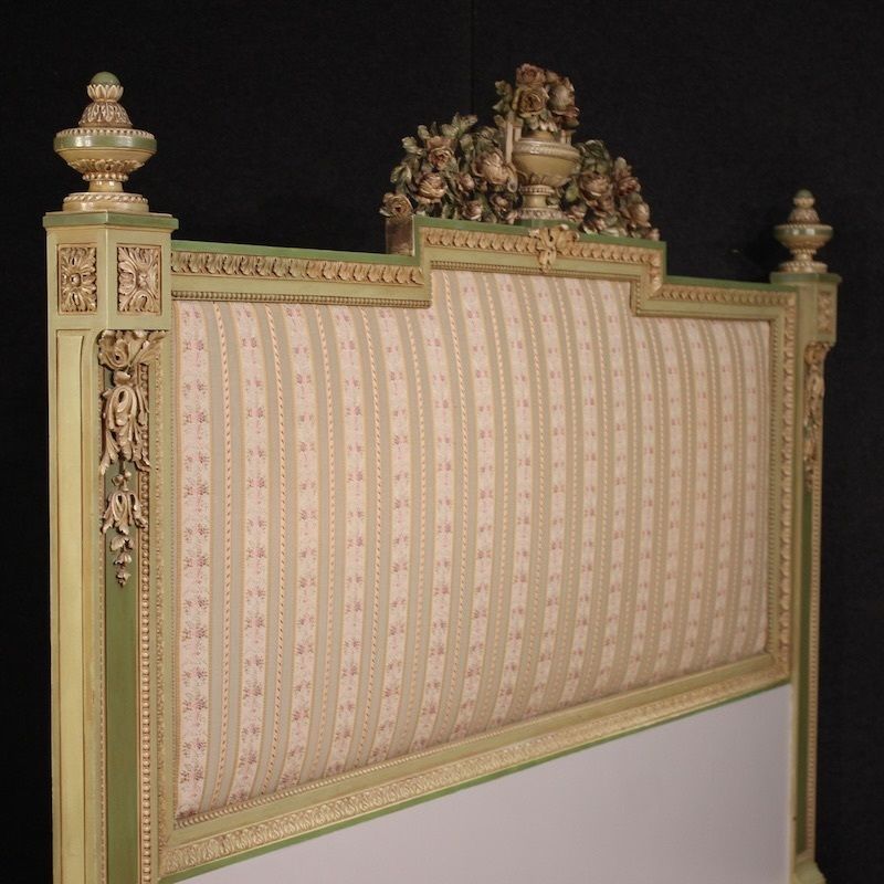 Grand lit double italien laqué de style Louis XVI, XXe siècle photo 5000.0