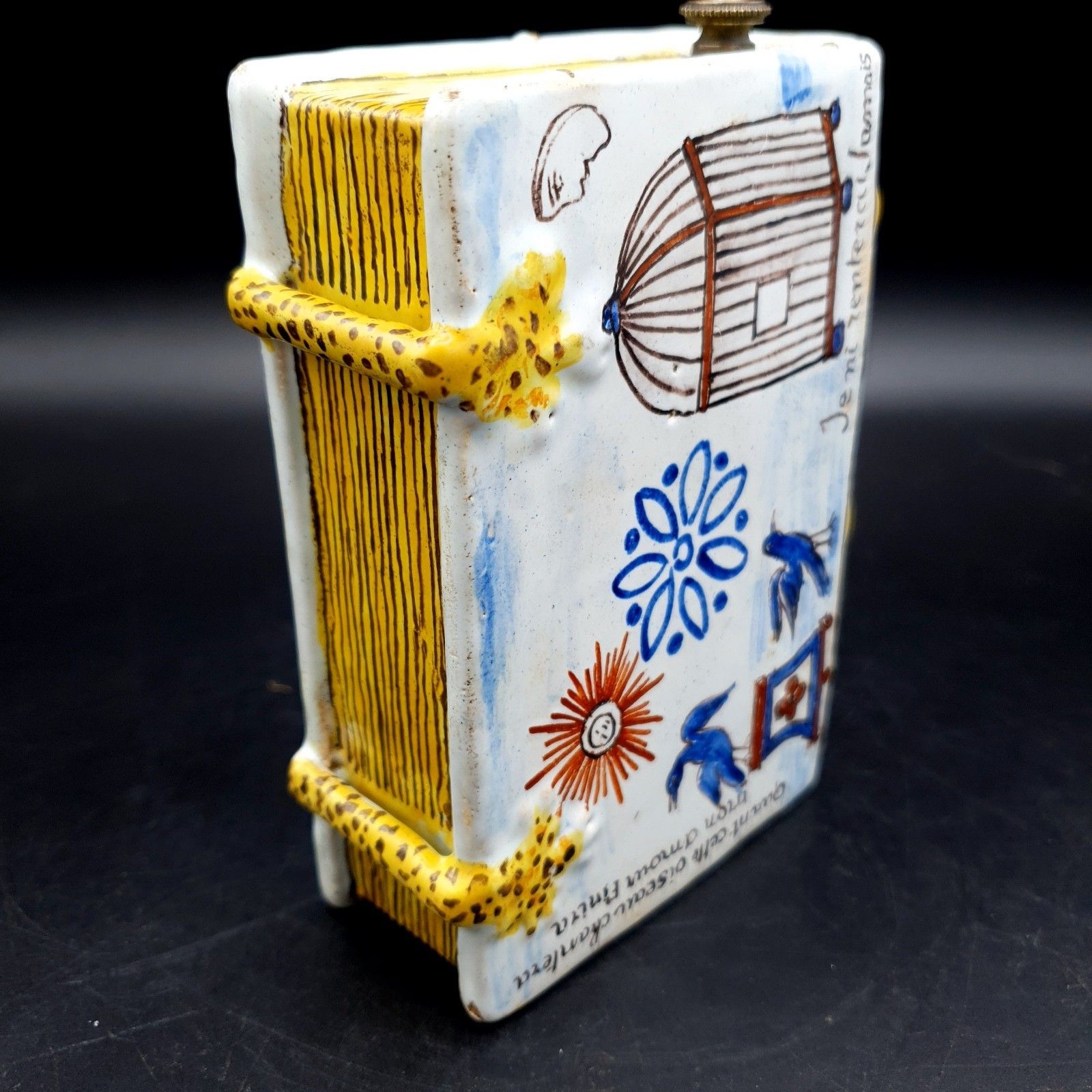 Antiek Frans faience boekvormige handwarmer (Secouette) toegeschreven aan Nevers photo for sale