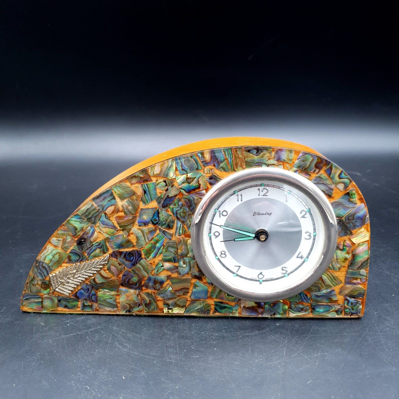 Vintage Blessing Clock, Duits uurwerk, Paua-schelp abalone, Nieuw-Zeeland, jaren 1980 photo furniture
