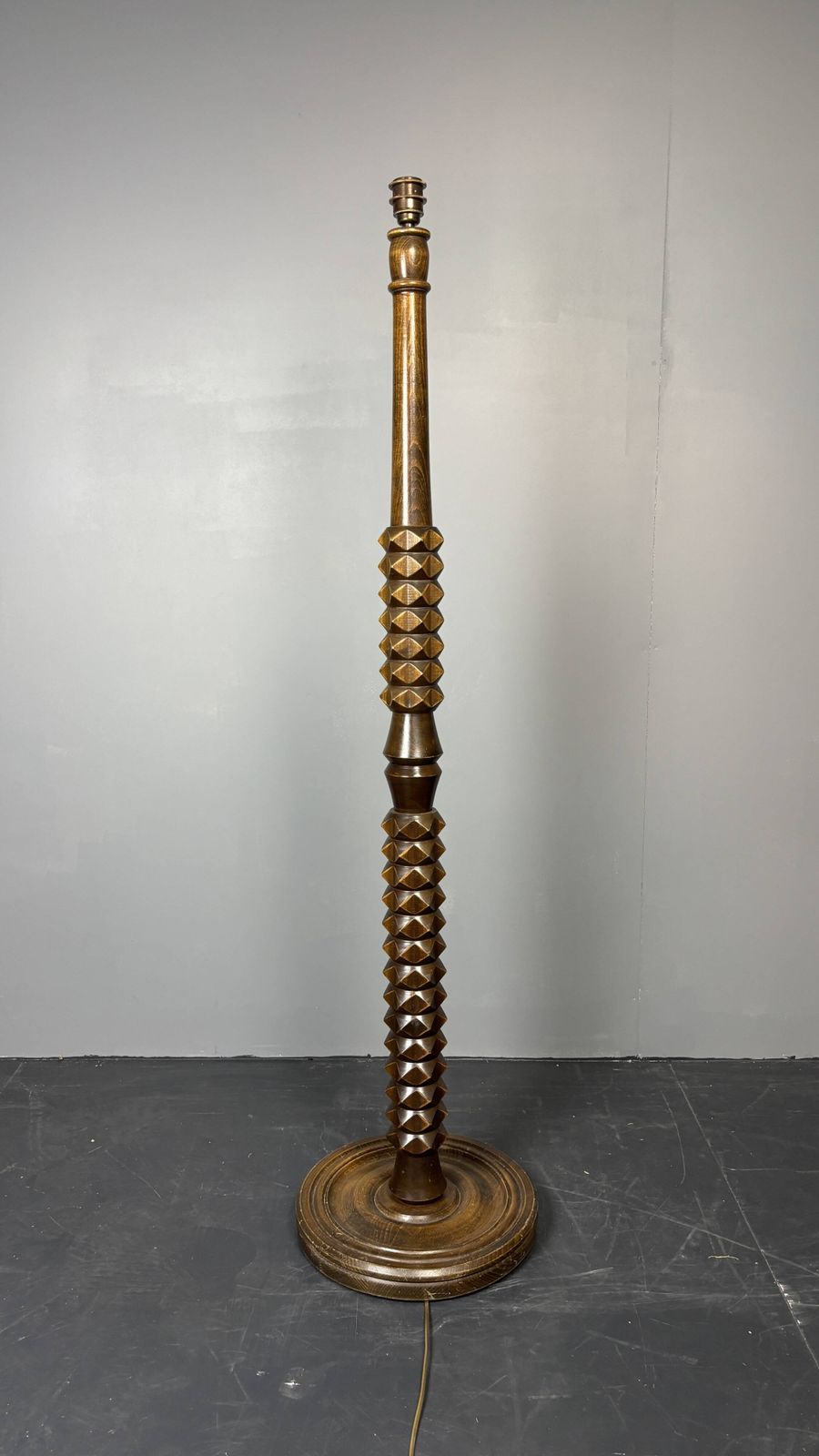 photo for sale Lampadaire Brutalist mid-century dans le style de Charles Dudouyt, années 1950