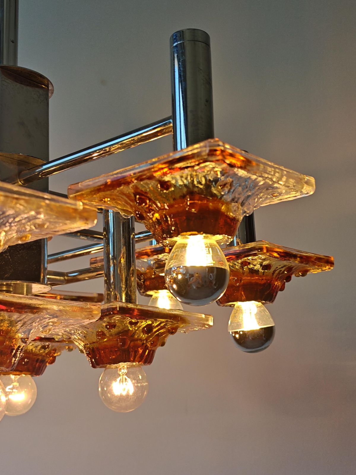 12 Lights Chandelier In Textured Murano Glass By Carlo Nason For Av Mazzega photo vintage