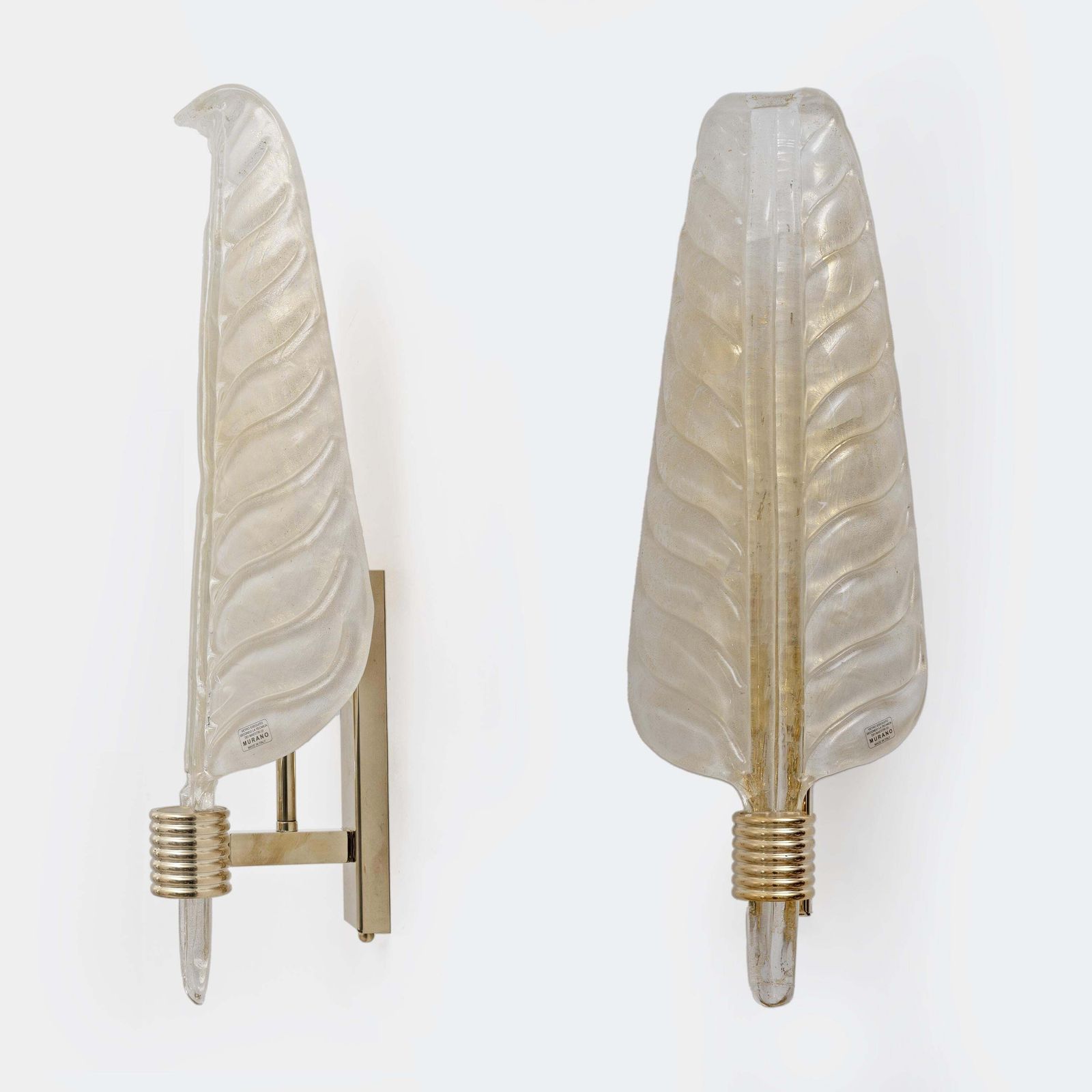 Paar Murano glazen bladwandlampen met goudpoeder en messing, Italië photo furniture