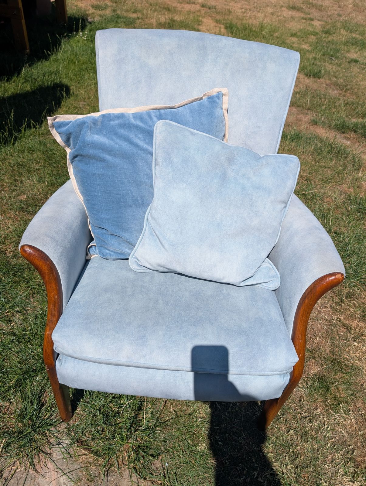 Vintage Parker Knoll Froxfield Armchair Pk 749   Newly Upholstered