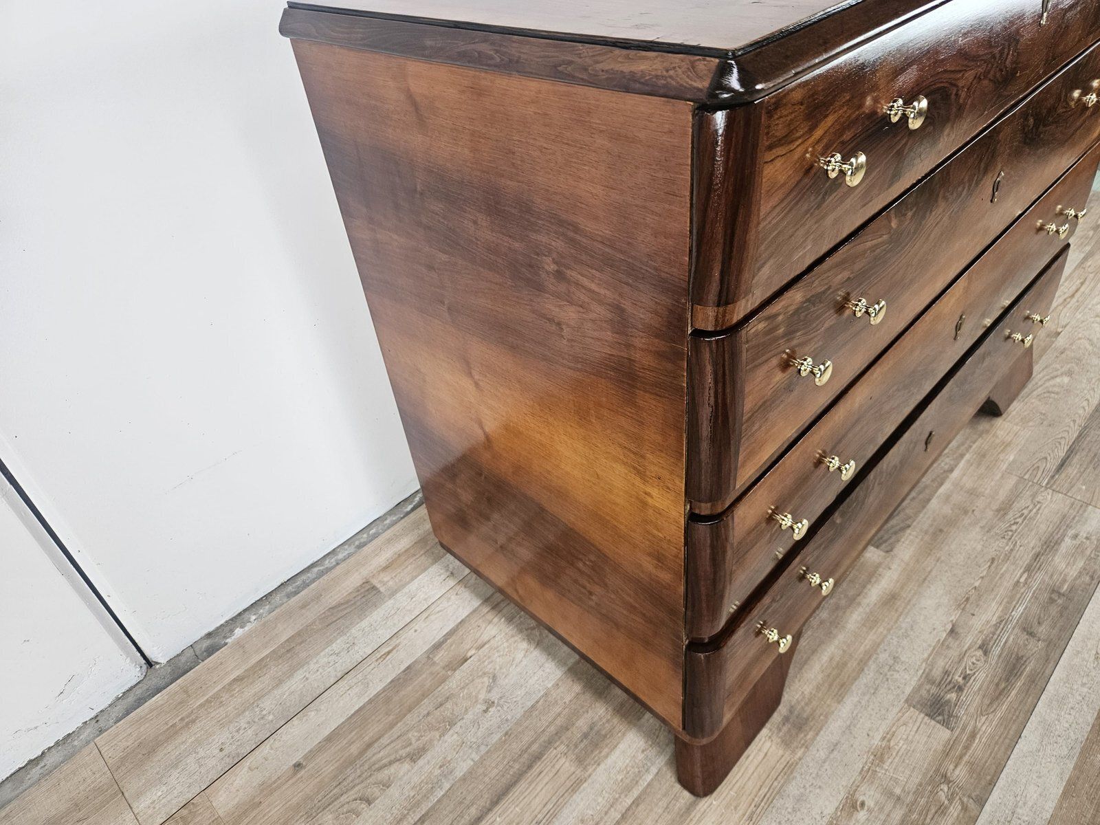 Art Deco Ladekast in Walnoot en Messing, 1940 photo furniture