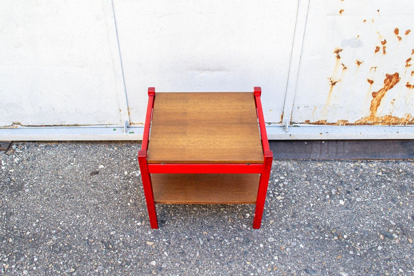 Table basse en bois laqué, plateau en bois, par Ettore Sottsass pour Poltronova, Italie, 1963 photo for sale