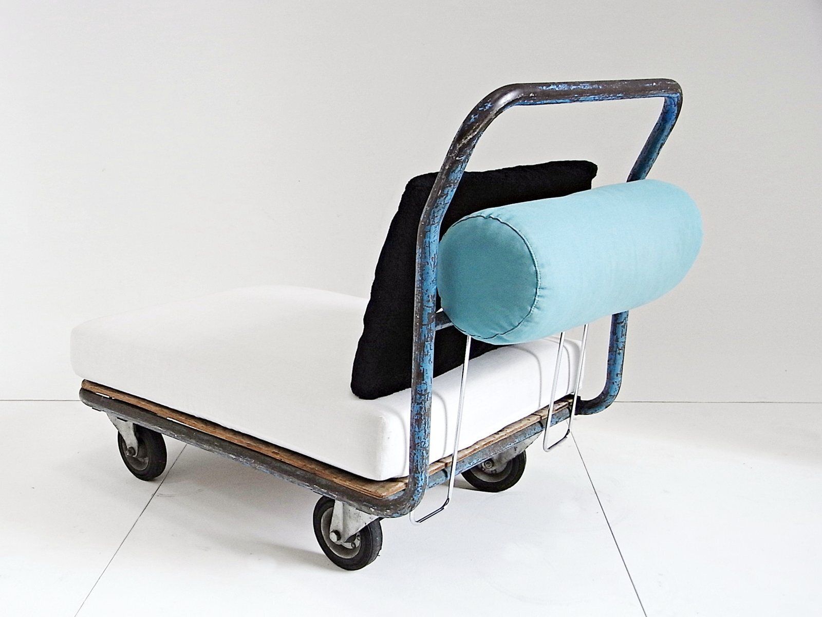 Lazy Work Lounger, jaren 1990 photo for sale