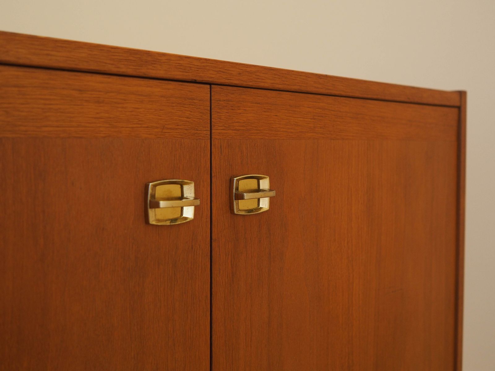 Teakhouten kast, Deens design, jaren 1970, gemaakt in Denemarken photo vintage