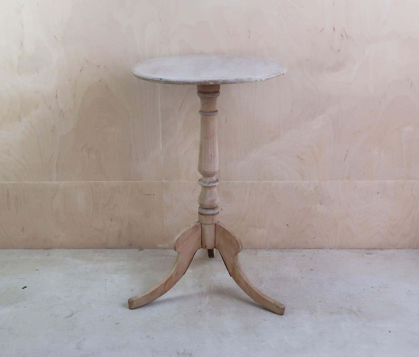 Small Antique Bleached Gustavian Style Round Side Table. English, Circa 1850 photo 550.0