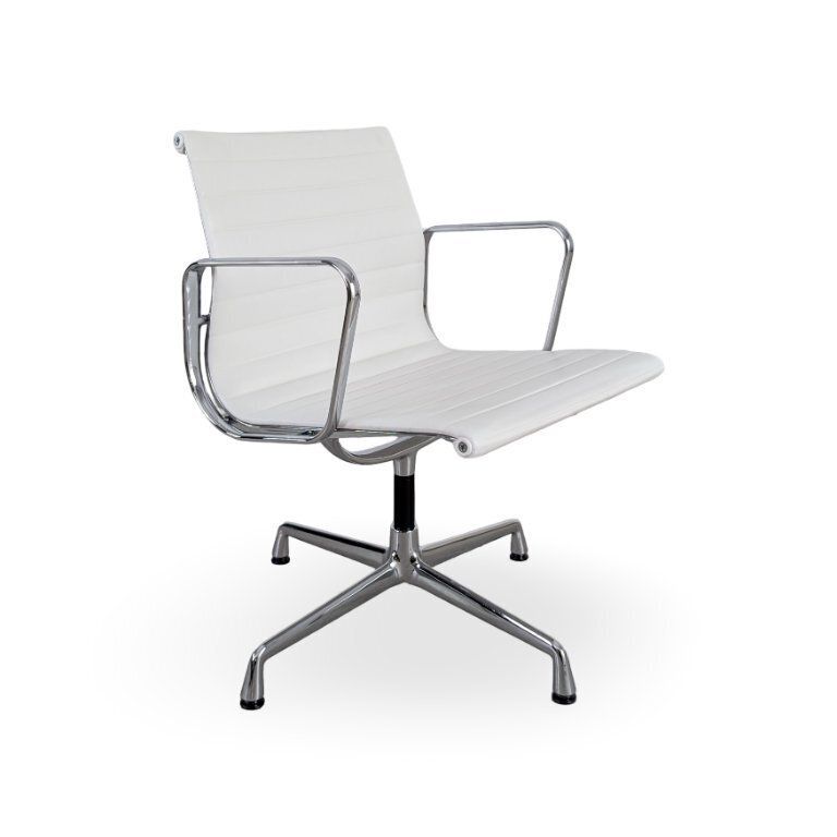 Vitra Charles & Ray Eames stoel EA 108, leer, wit/crème photo Meubels
