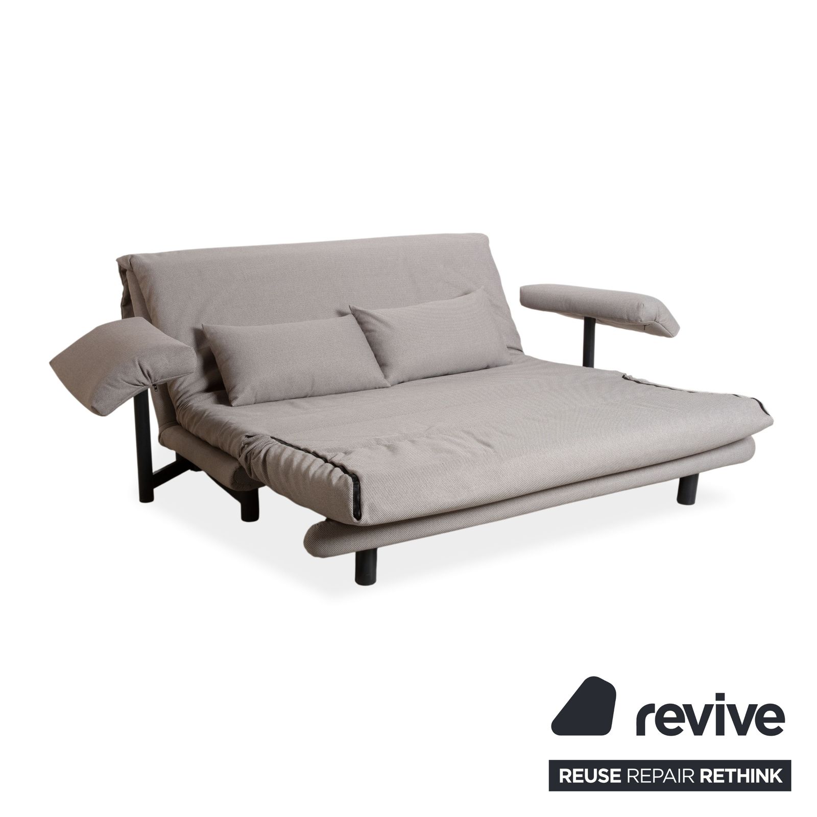 Canapé Ligne Roset Multy 3 places en tissu gris, avec fonction couchage photo 2235.0