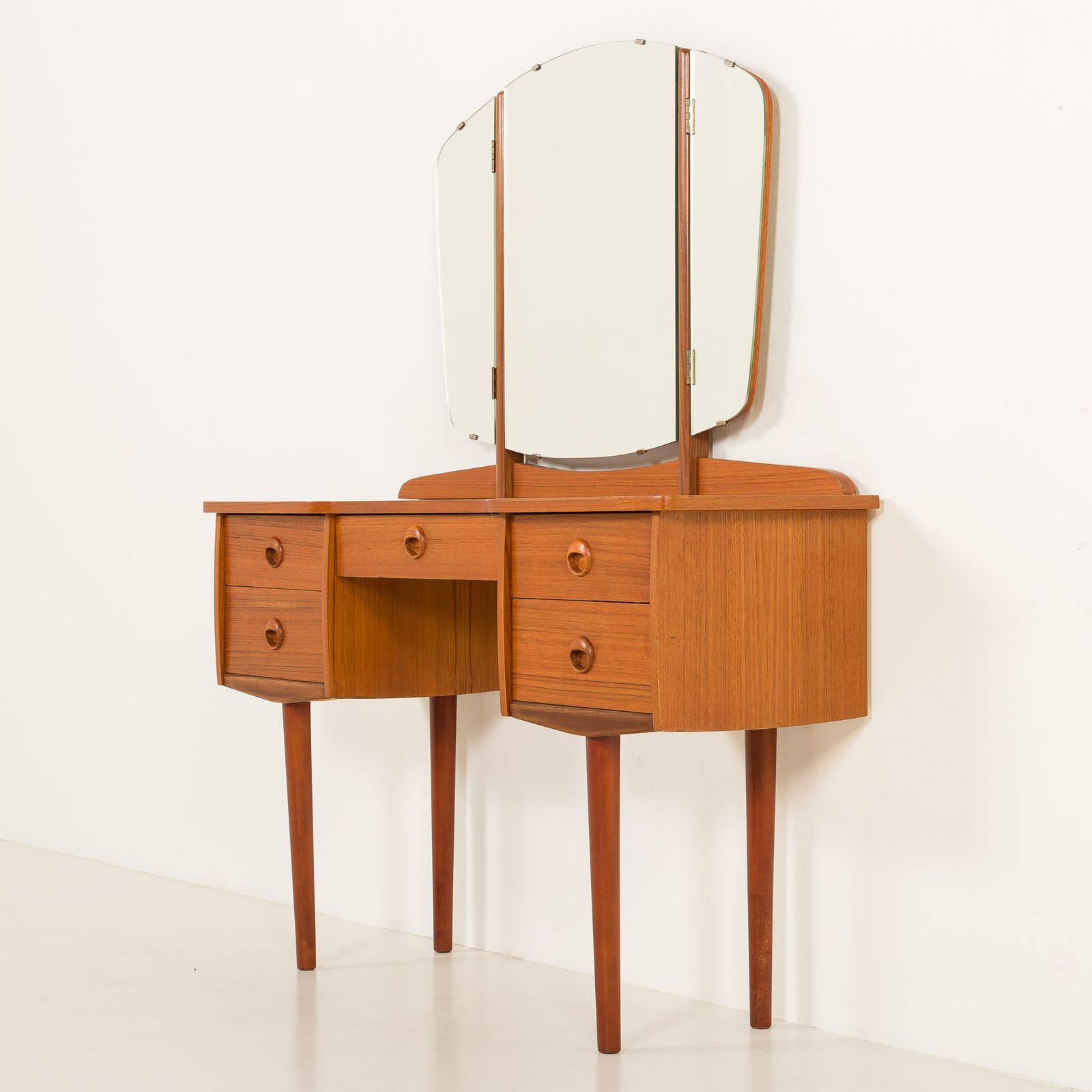 Scandinavian Mid Century Dressing Table In Teak, Norway, 1970s photo vintage