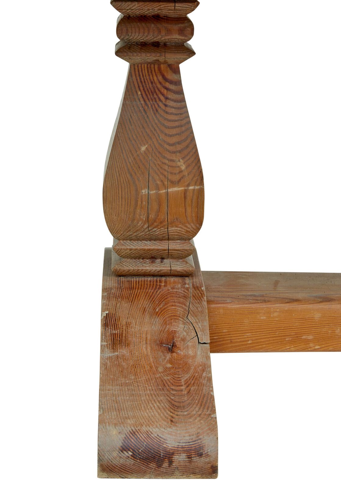 19e-eeuwse gesneden grenen reftereettafel photo furniture