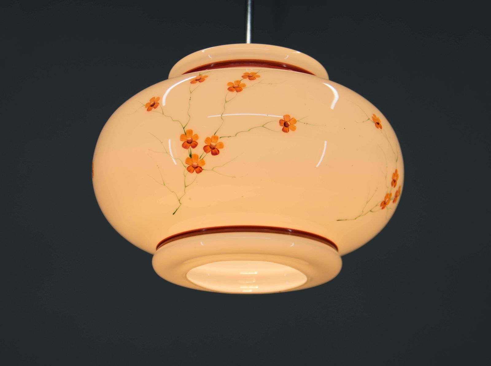 Suspension en verre laiteux peint à la main, mid-century vintage, années 1970 photo buy