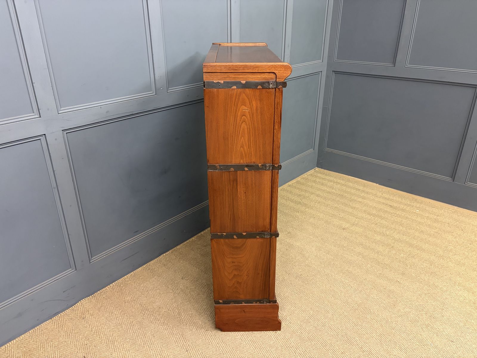 photo vinterior Walnut Globe Wernicke Stacking Bookcase