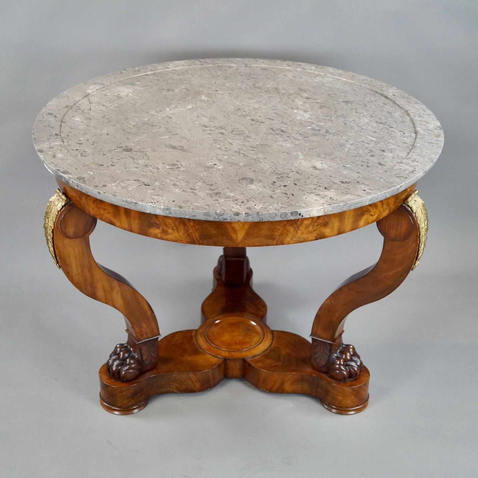 Uitzonderlijk grote Empire Gueridon photo furniture