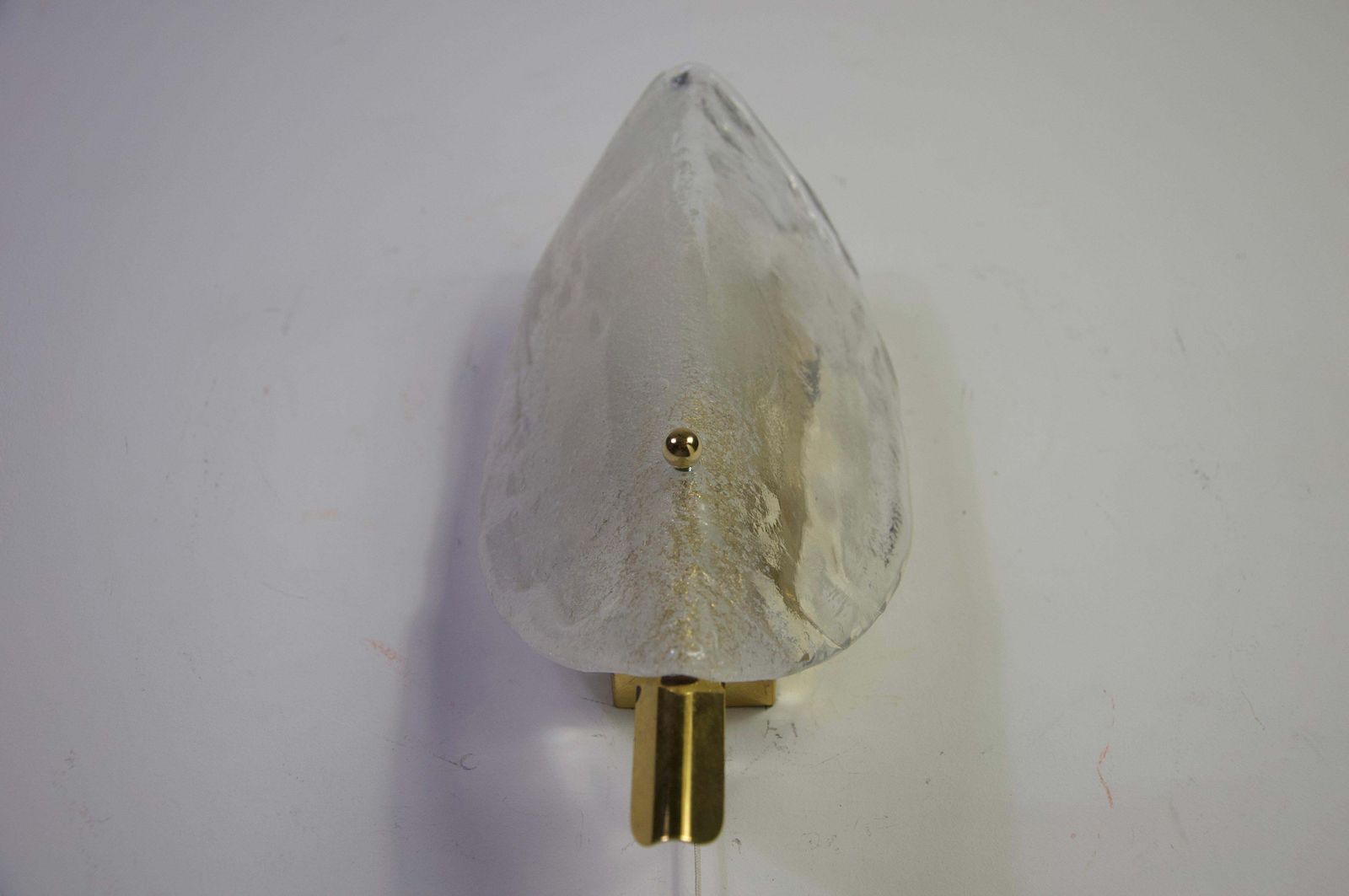 Wandlamp van messing en ijsglas door Kalmar Franken, Oostenrijk, jaren 1960 photo buy