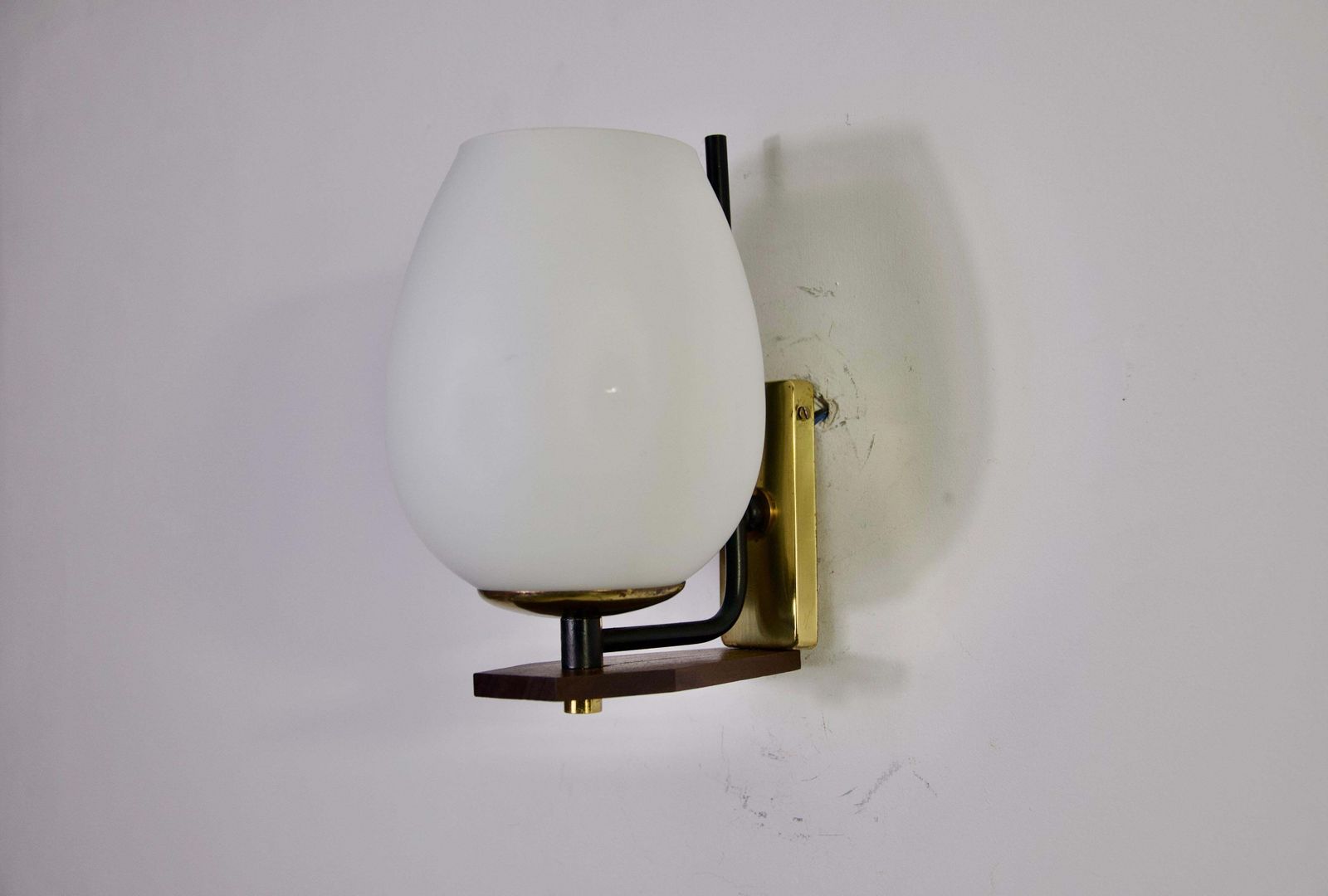 Mid Century Brass And Opaline Wall Lamps By Stilnovo, Italy, 1960s photo buy