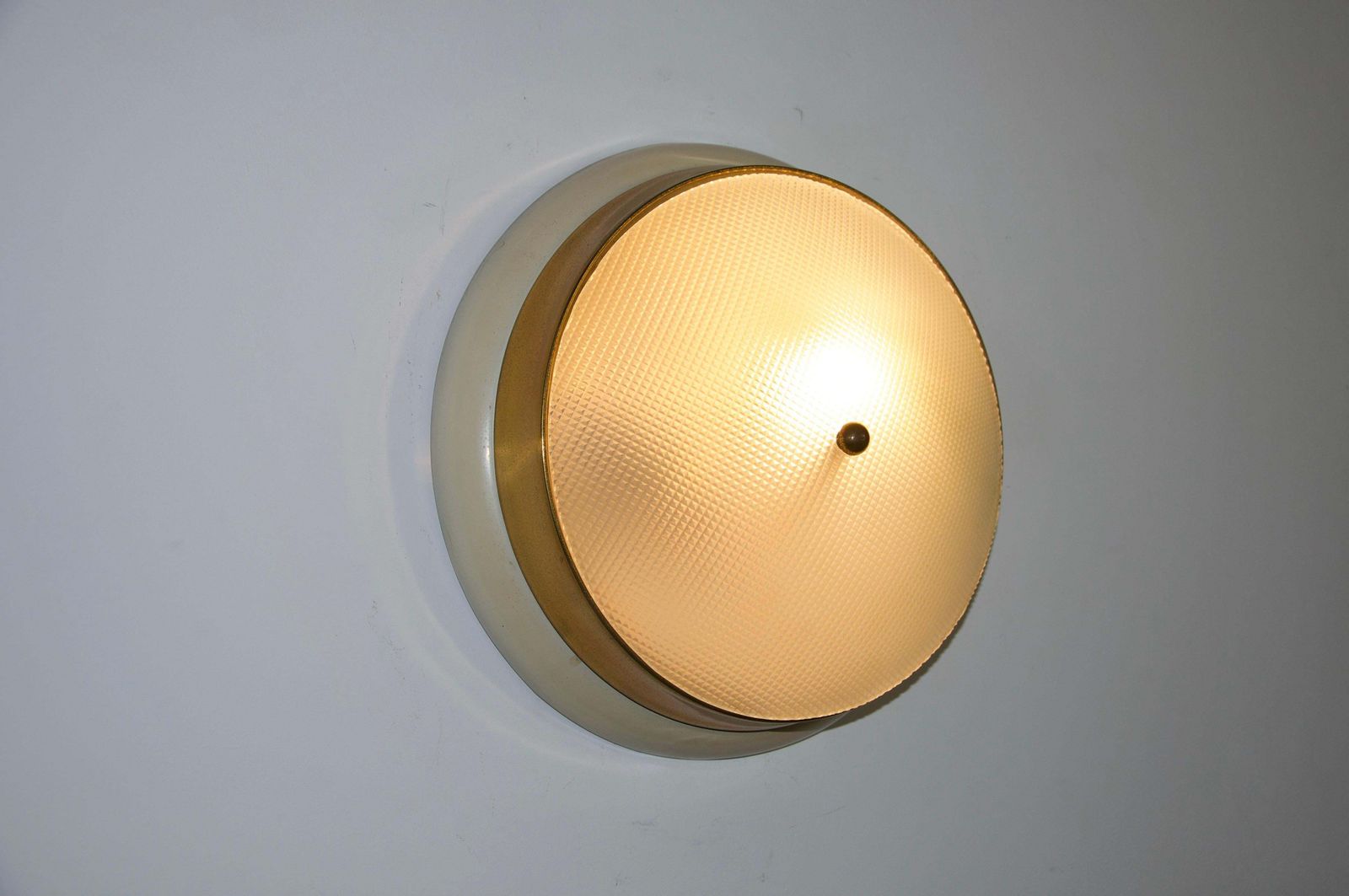 Ronde Mid-Century Plafondlamp van Stilnovo, jaren 1960, Italië photo vinterior