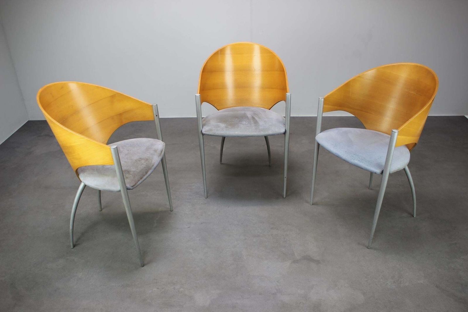 Set van drie Cattelan Italia eetkamerstoelen, Italië, ca. jaren 1980 photo furniture