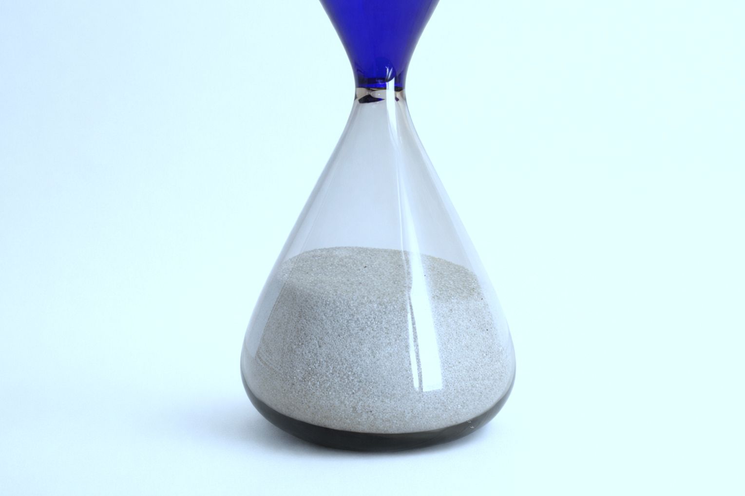 Venini Hourglass   Murano Glass   Fulvio Bianconi   Blue / Rose' photo for sale