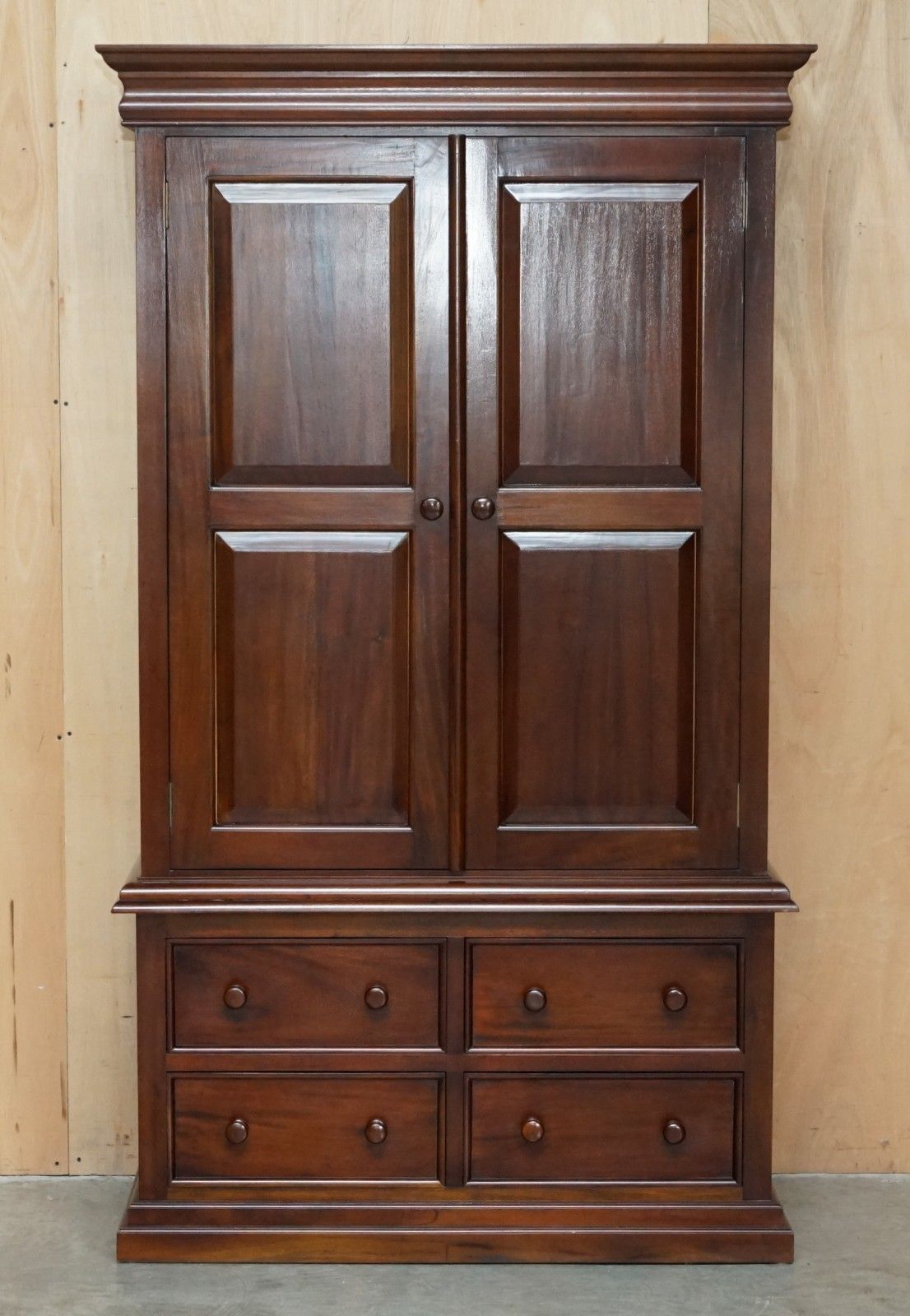 Solid Hardwood Two Door Double Wardrobe With Four Drawer Folded Clothes Base photo furniture